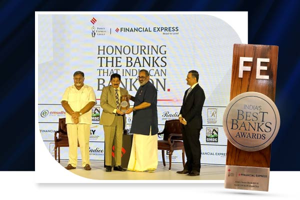 FE India’s Best Banks Awards'23 दरम्यान बँक ऑफ महाराष्ट्रला प्रतिष्ठित सार्वजनिक क्षेत्रातील बँक पुरस्काराने सन्मानित करण्यात आले,